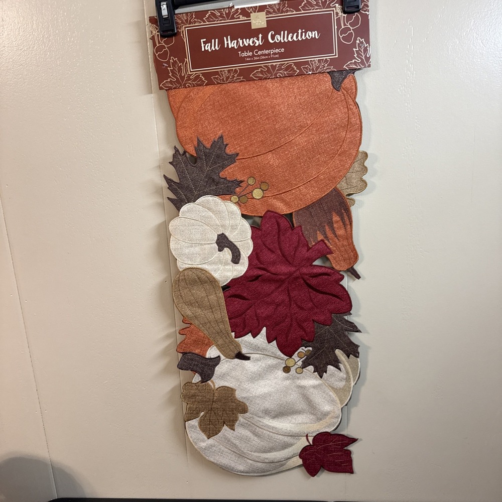 Home Wear Fall Harvest Collection Table Centerpiece 14inx36in